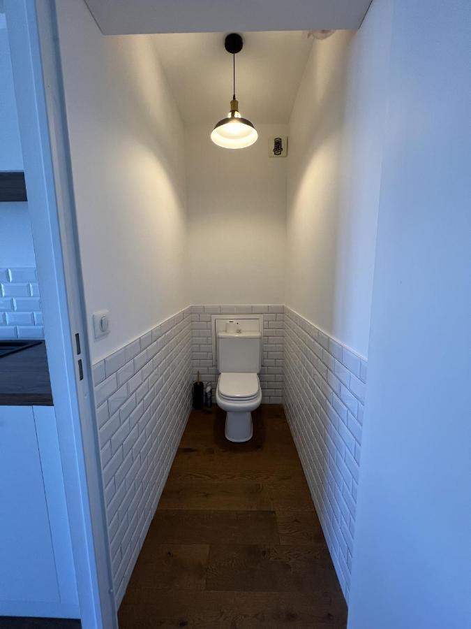 Appartement Accueillant, Tres Bien Situe Нант Экстерьер фото